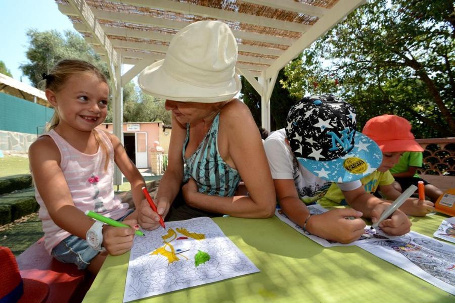 Camping Montana Parc - Gassin Golfe De St Tropez - Maeva Экстерьер фото